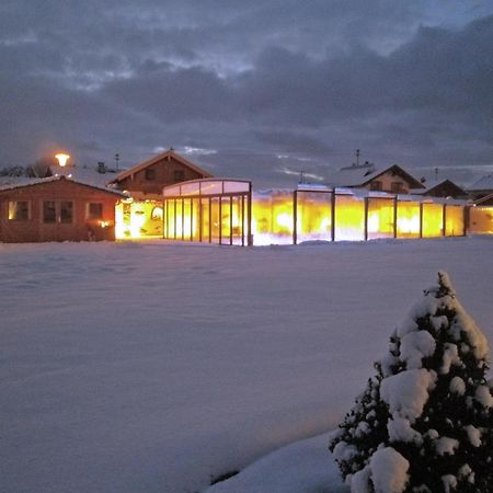 Alluring Holiday Home In Ubersee With Whirlpool Exterior photo