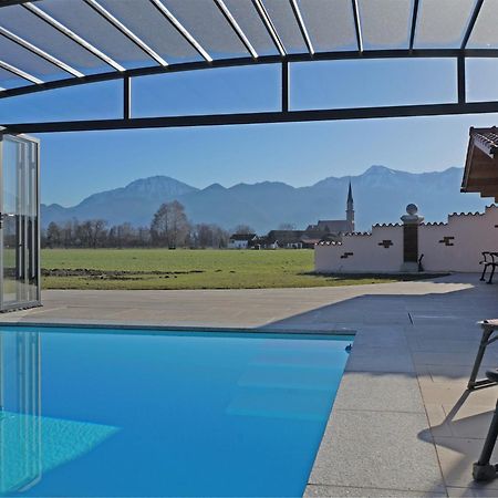 Alluring Holiday Home In Ubersee With Whirlpool Exterior photo
